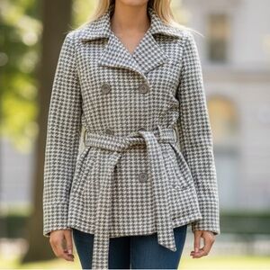 JACKET/COAT J2 by JOU JOU COAT. DOUBLE BREASTED HOUNDSTOOTH LINED BELTED XSMALL